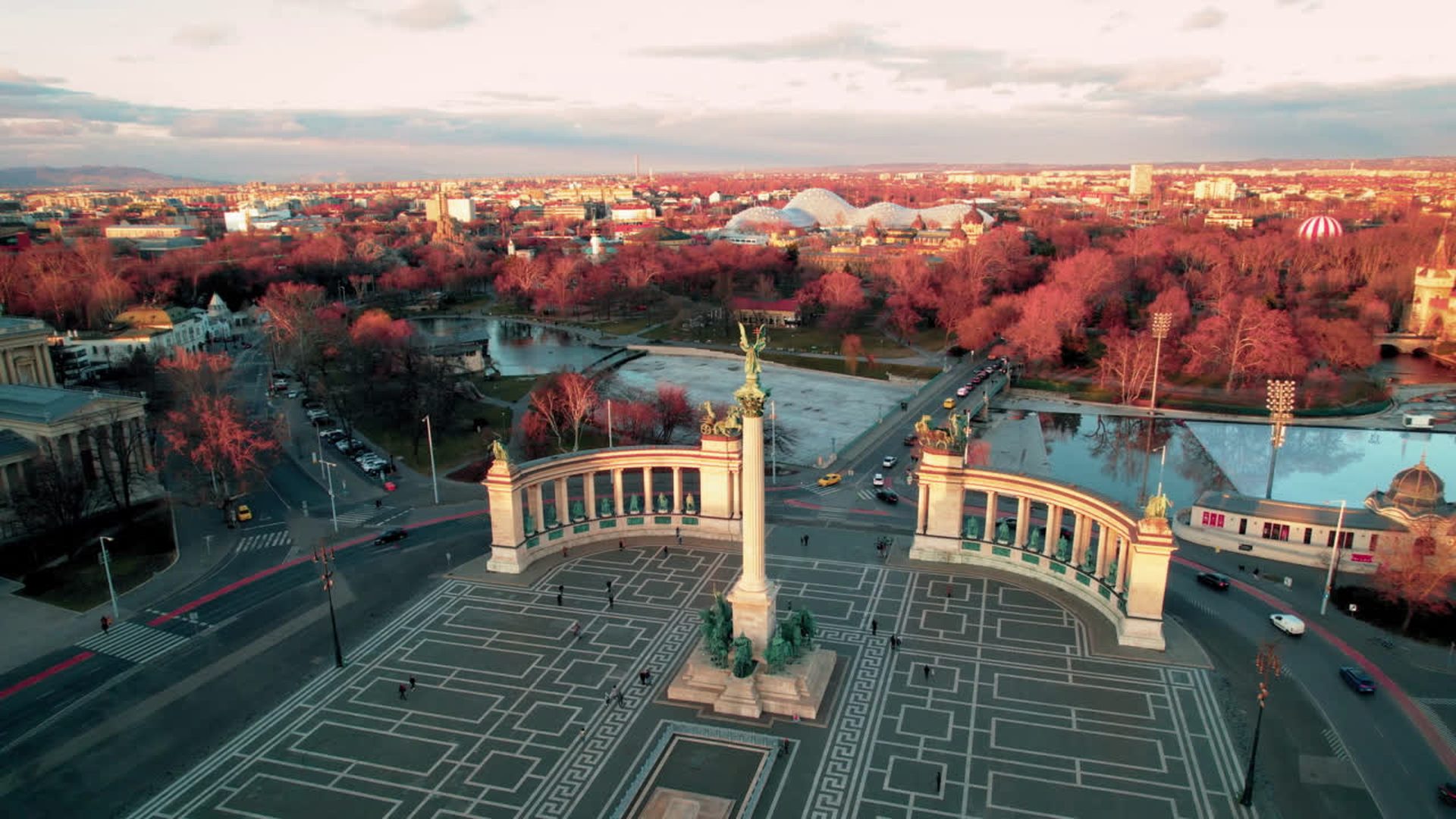 Heroes' Square from the air — Budapest filming location